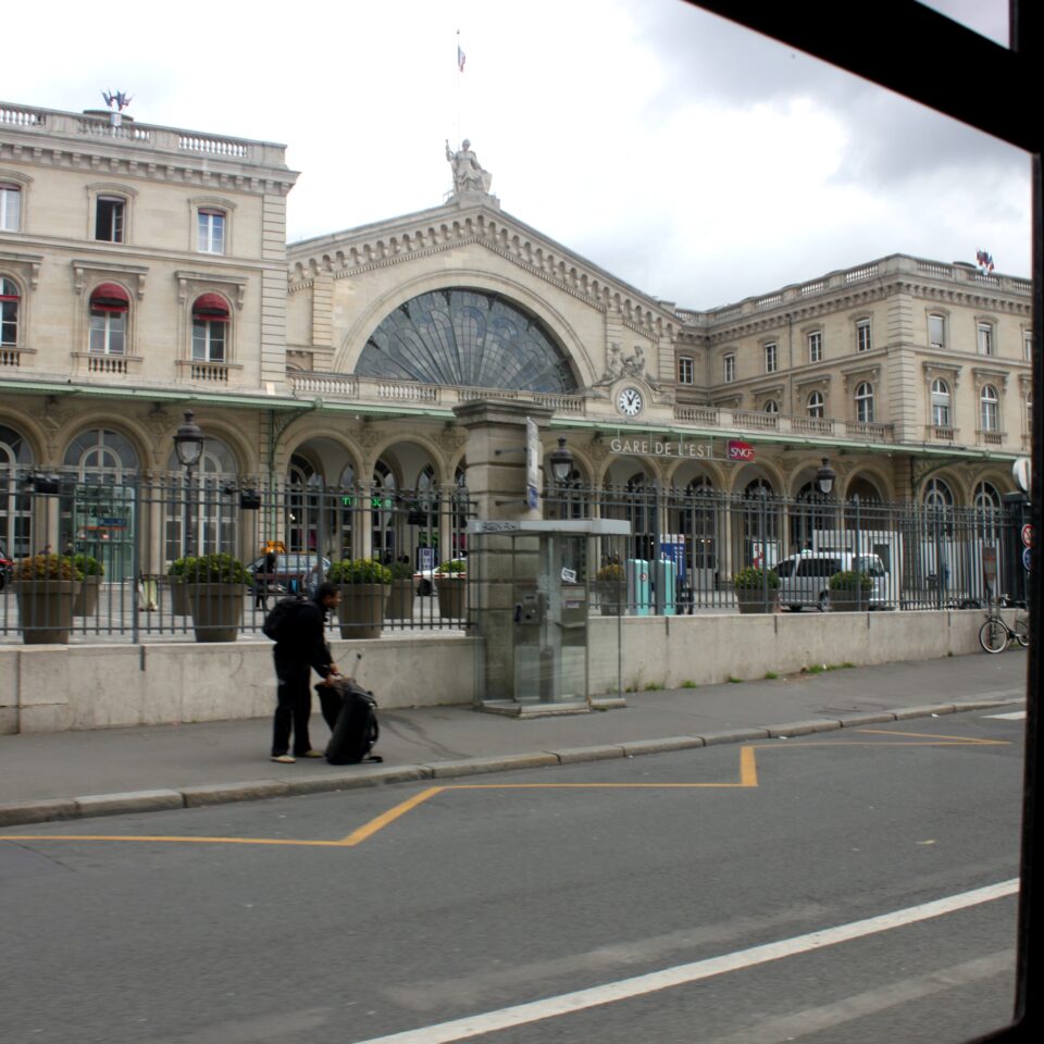 L 'Open Tour -- Hop On Hop Off Buses in Paris