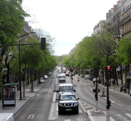 L 'Open Tour -- Hop On Hop Off Buses in Paris