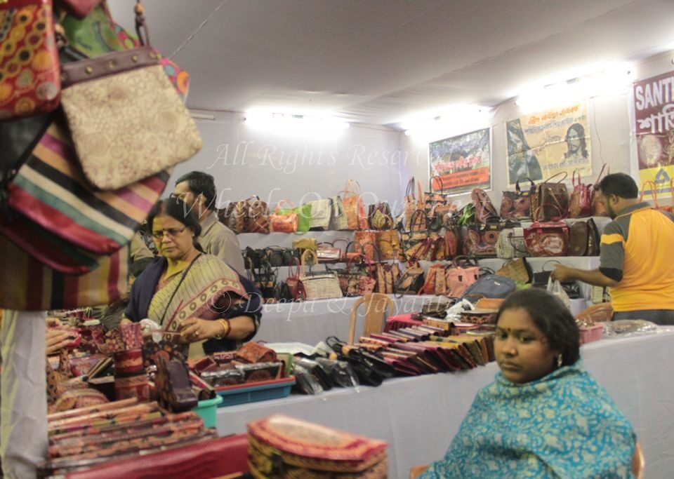 Arts & Crafts @Poush Mela-- Shopping in Shantiniketan