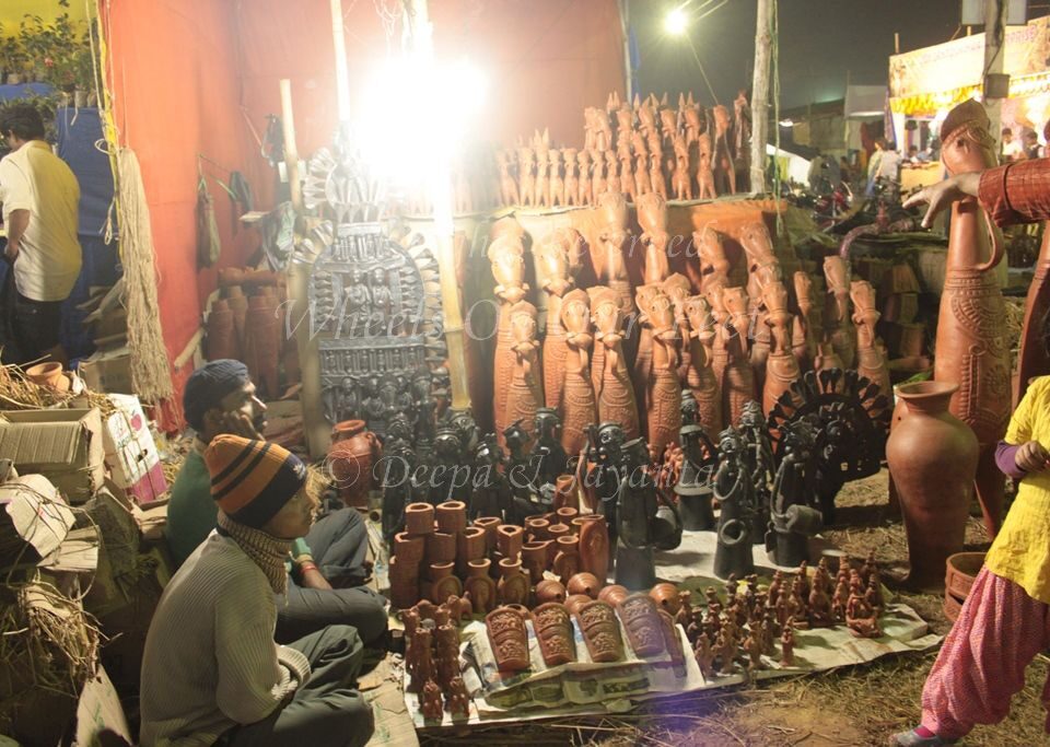 Arts & Crafts @Poush Mela-- Shopping in Shantiniketan