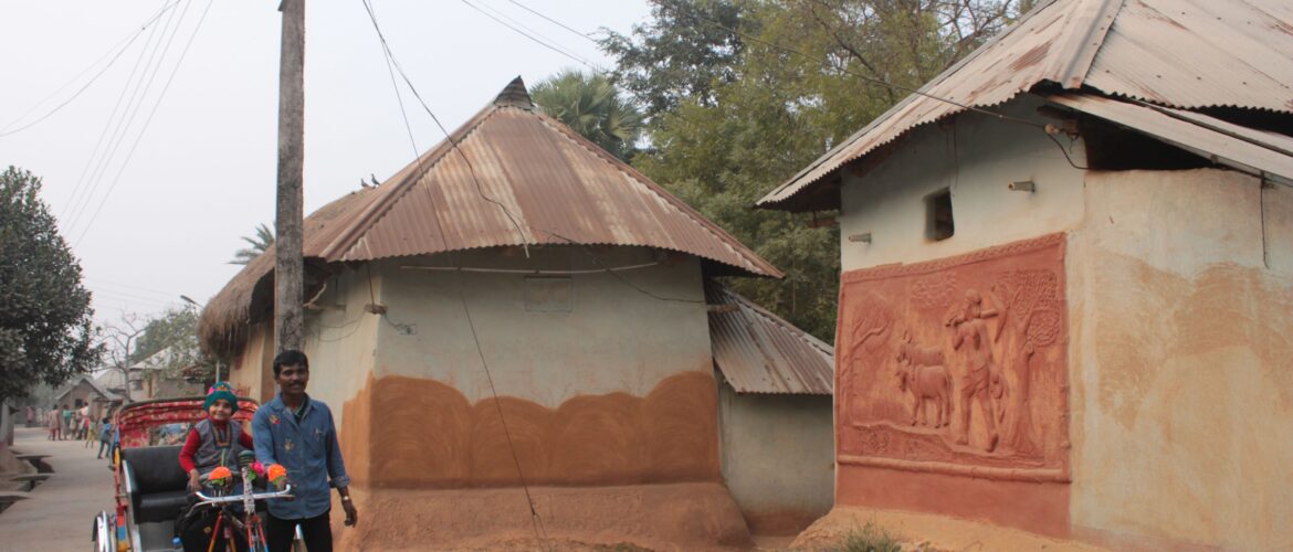 Touring Sonajhuri Gram in Shantiniketan