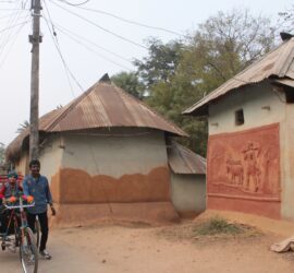 Touring Sonajhuri Gram in Shantiniketan