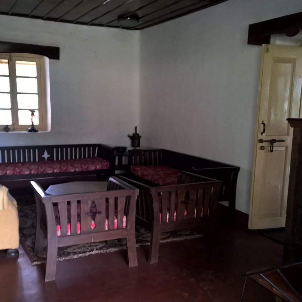 The 2nd Halt in Uttarakhand Road-trip -- Abbott Mount: the Abbott Mount Cottage