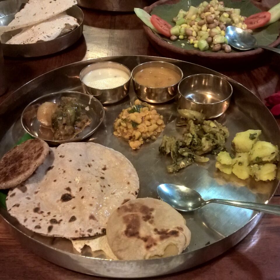 Best Thali in Ahmedabad --Agashiye