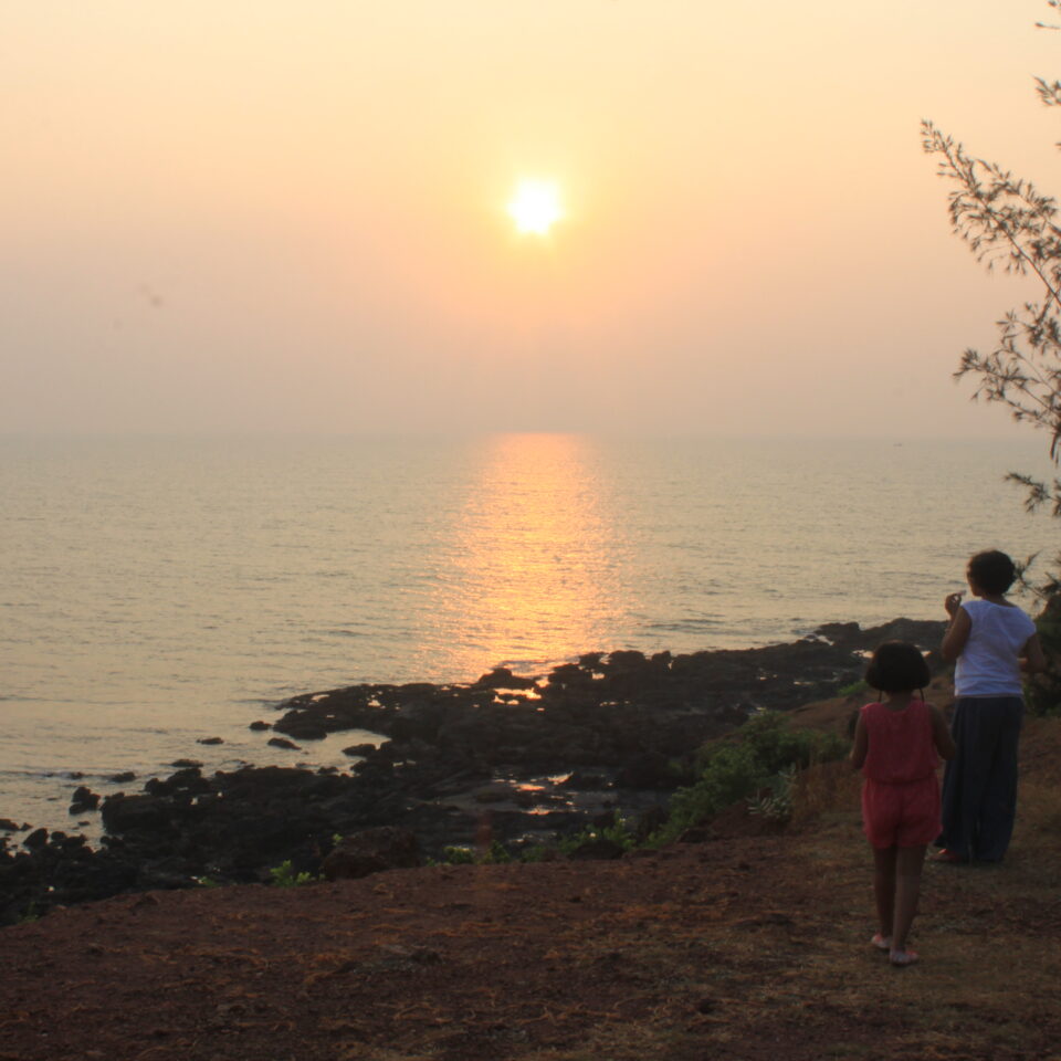 Sightseeing in Ganapatiphule -- Aareware Beach