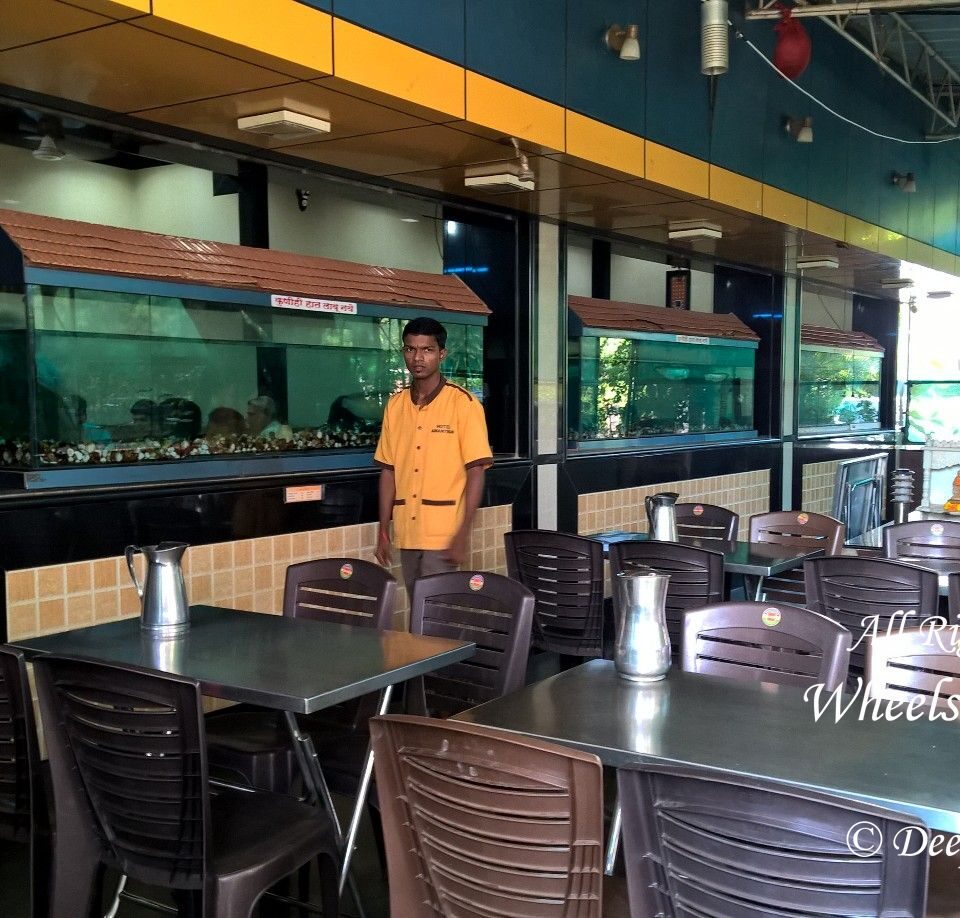 Restaurant in Ganapatiphule -- Sameer