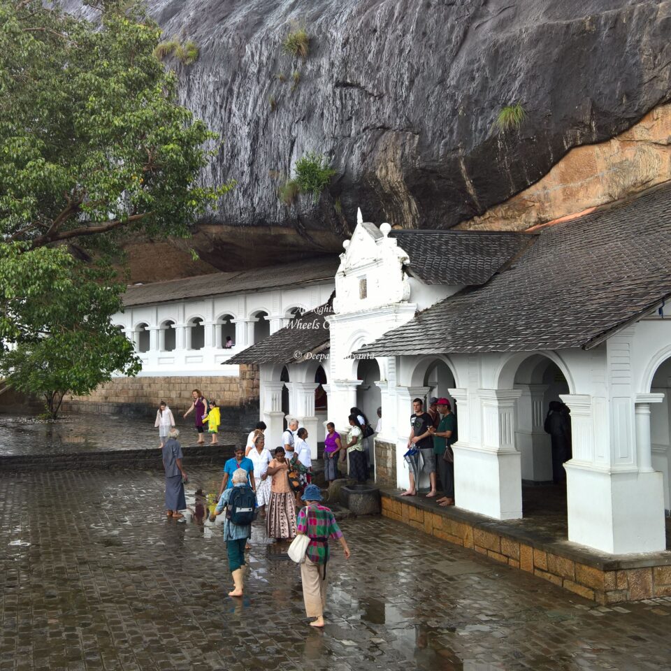 Dambulla Cave Tour, Sri Lanka