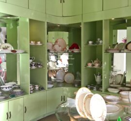 Tableware Shopping at Noritake in Sri Lanka